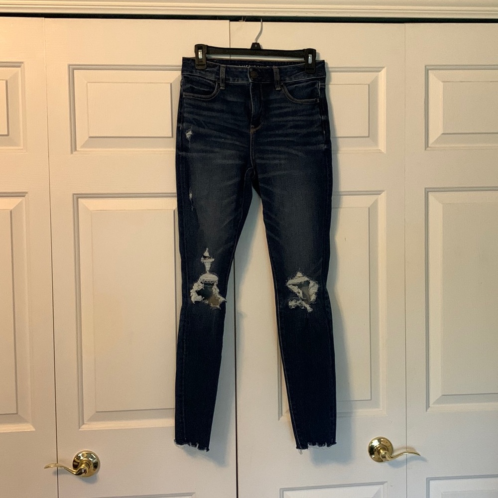 American Eagle size 4 dark blue jeans